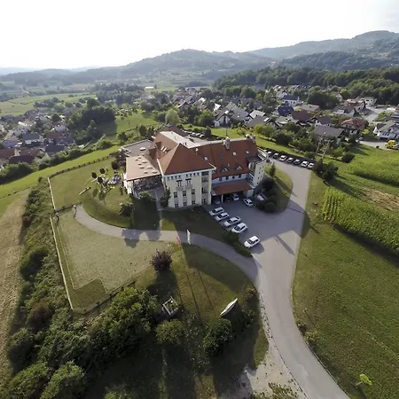 Vila Otocec Bed & Breakfast