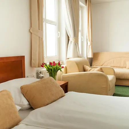 Vila Otocec Bed & Breakfast