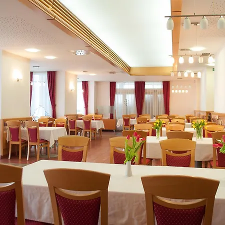 Bed & Breakfast Vila Otocec